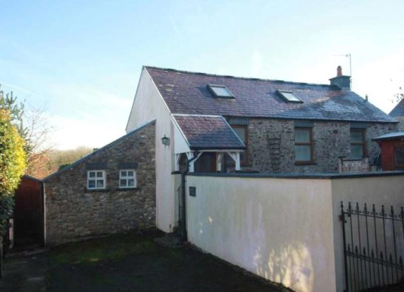 2&nbsp;Bedroom&nbsp;Detached